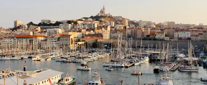 De 10 bästa kaféerna i Marseille cover image