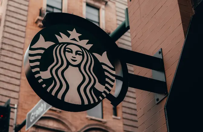 Como Pedir um Café Gelado na Starbucks detail image