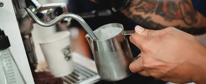 Jarra de espuma de leche de acero inoxidable con termómetro para cocinar  leche al vapor, termómetro de leche ideal y jarra de leche de 20 onzas para