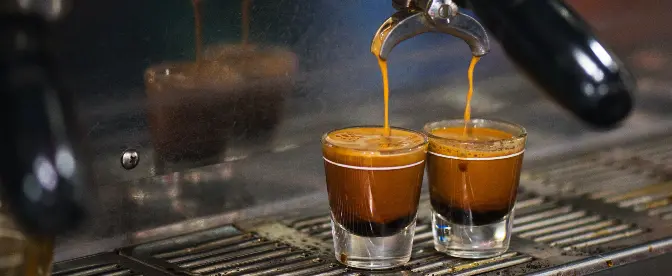 De beste manieren om koffie minder zuur te maken cover image