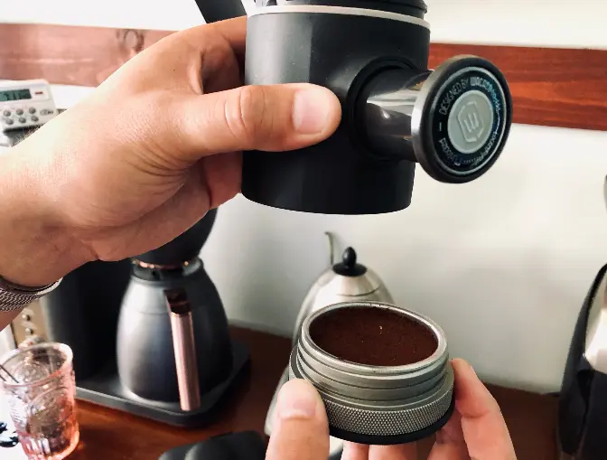 Wacaco Picopresso: Portable Espresso Shots step image 1