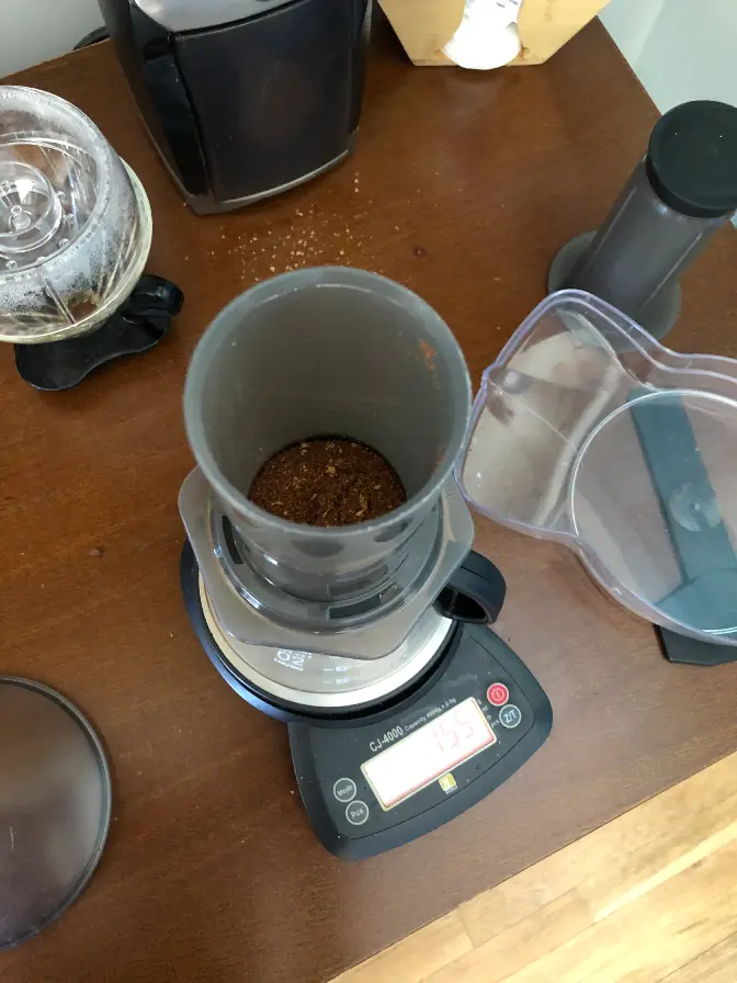 Standard AeroPress Recipe step image 1